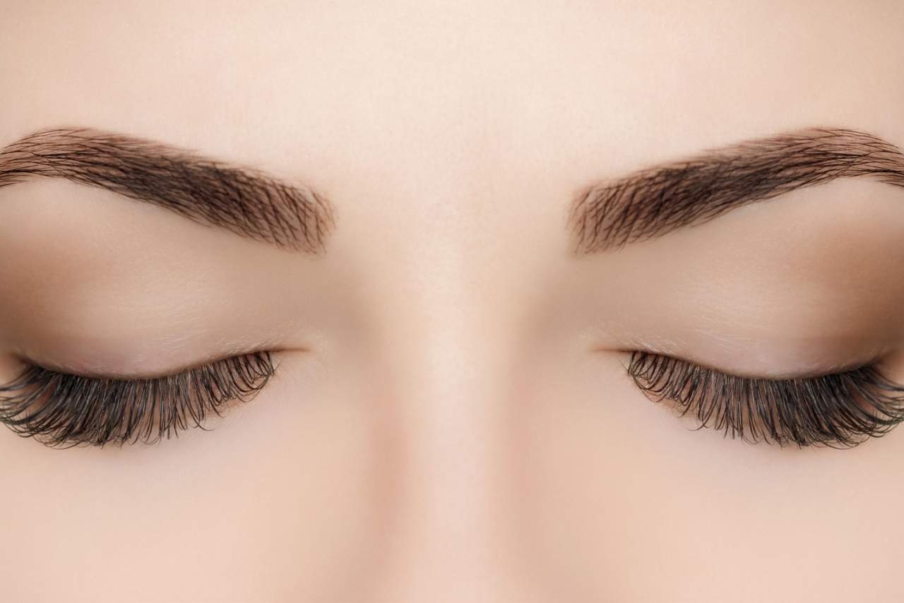 ¿En qué consiste el microblading de cejas en Alicante?