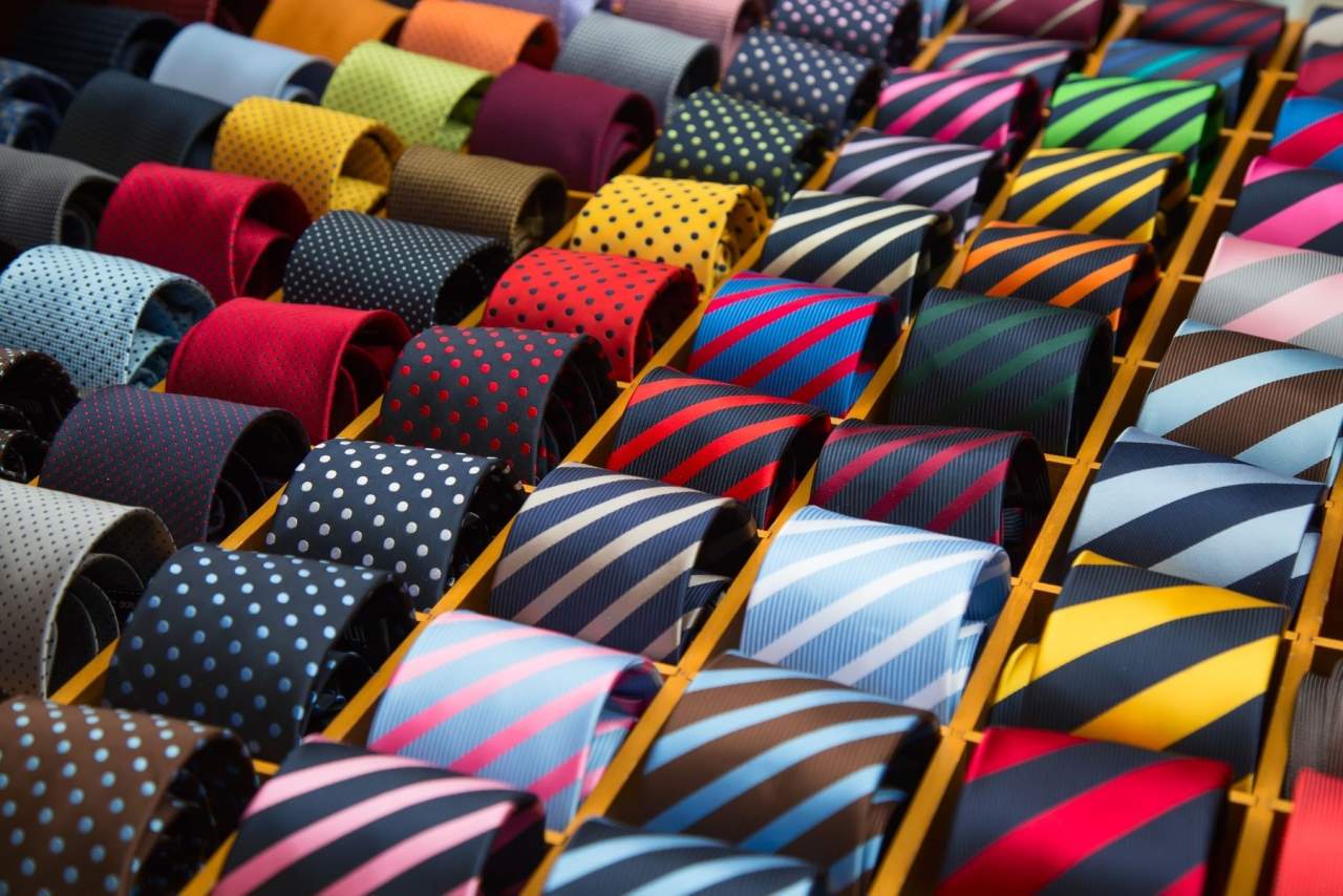 Corbata de cuadros escoceses de Grupo Josvil, los complementos de alta calidad para hombre fabricados en España