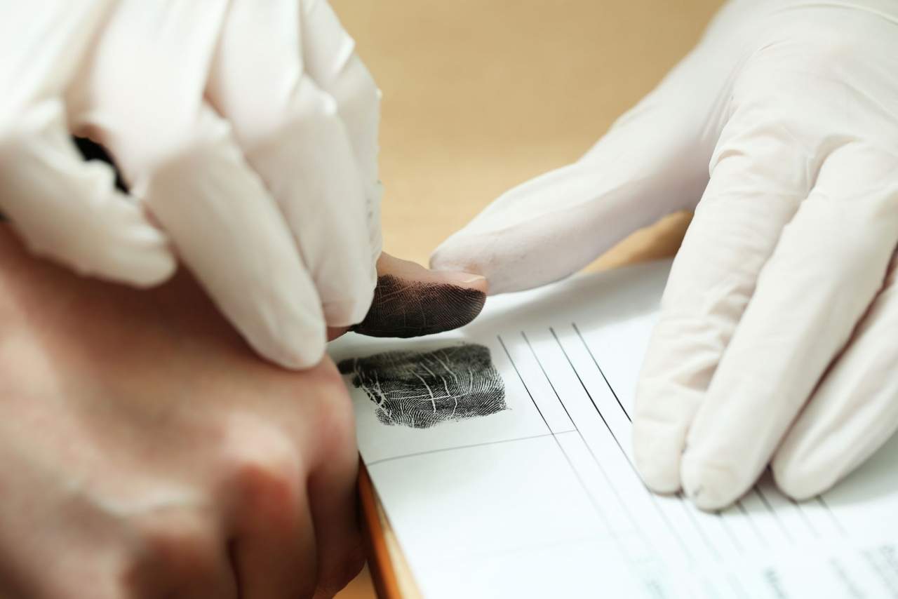 Cita huellas para renovar la tarjeta de extranjería: Ramírez & Asociados