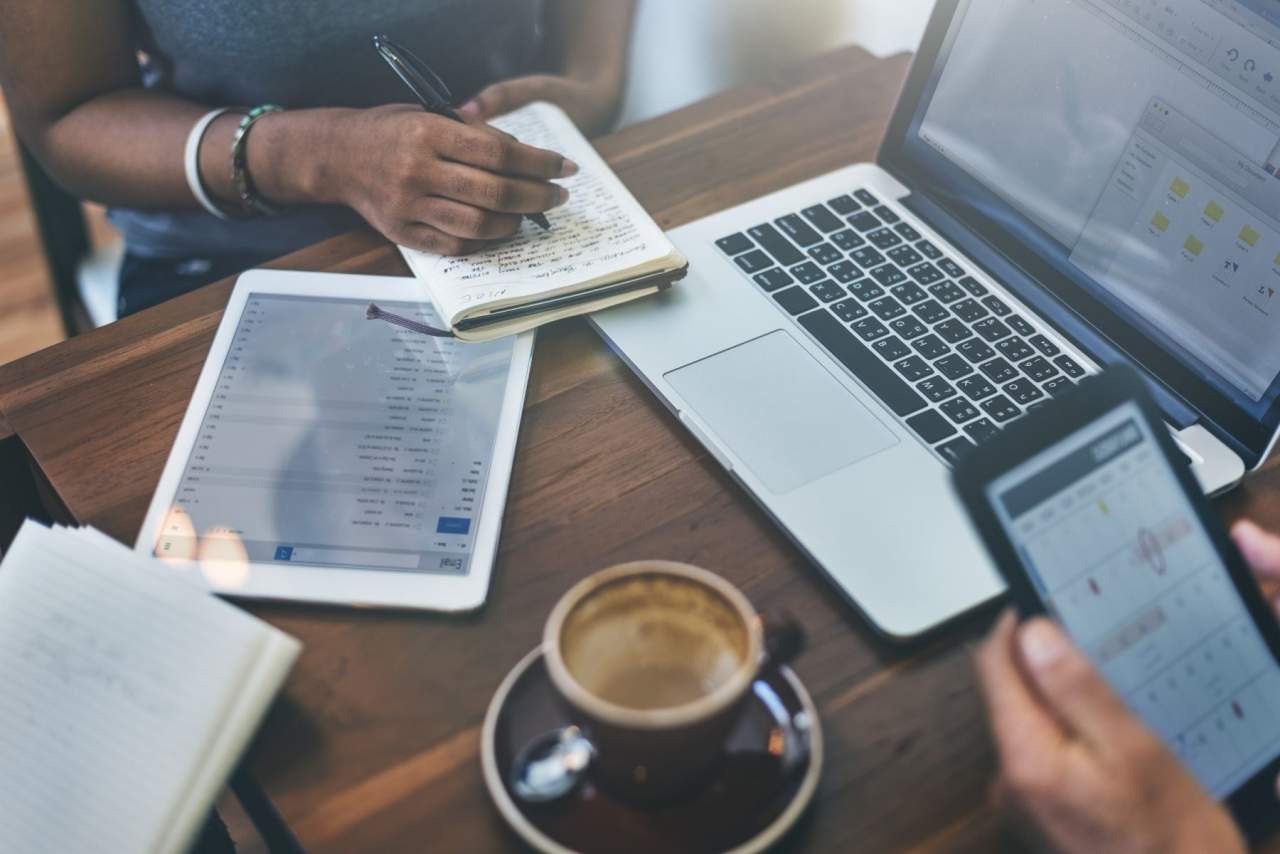 Mediante la digitalización de asesorías, el mundo de las leyes se fusiona con el marketing