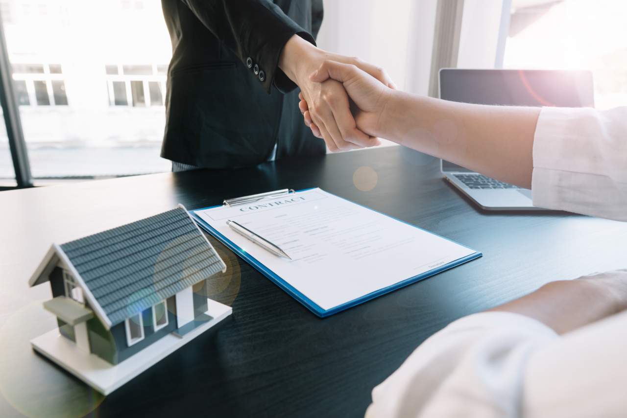 La Casa Agency: es recomendable consultar a un asesoramiento profesional antes de la venta de un piso en la zona