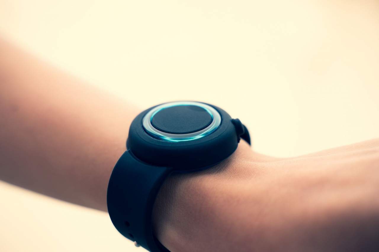 Pulsera dispensadora de gel: una empresa española revoluciona la higiene de manos y el cuidado personal