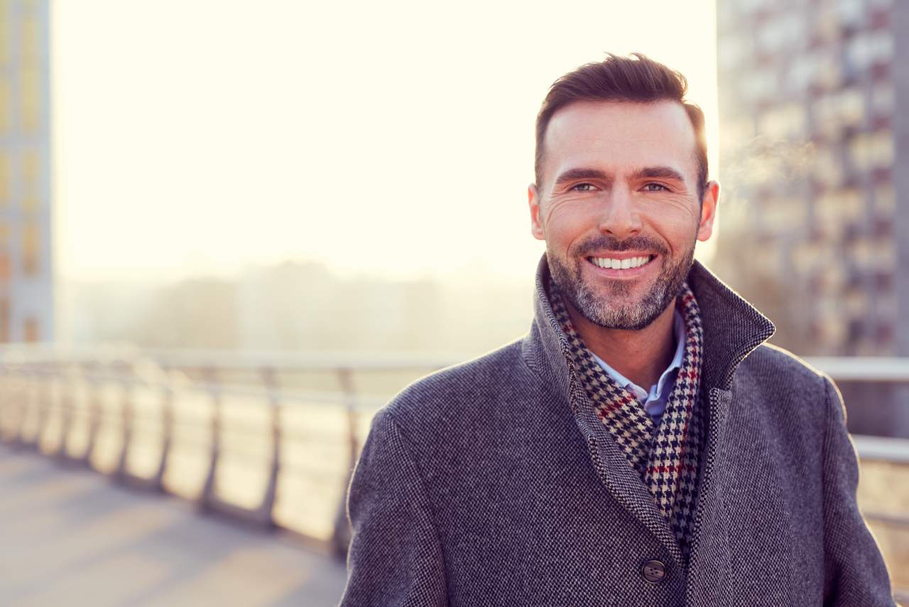Pañuelo para el cuello de hombre en Josvil: la elegancia de vestir bien