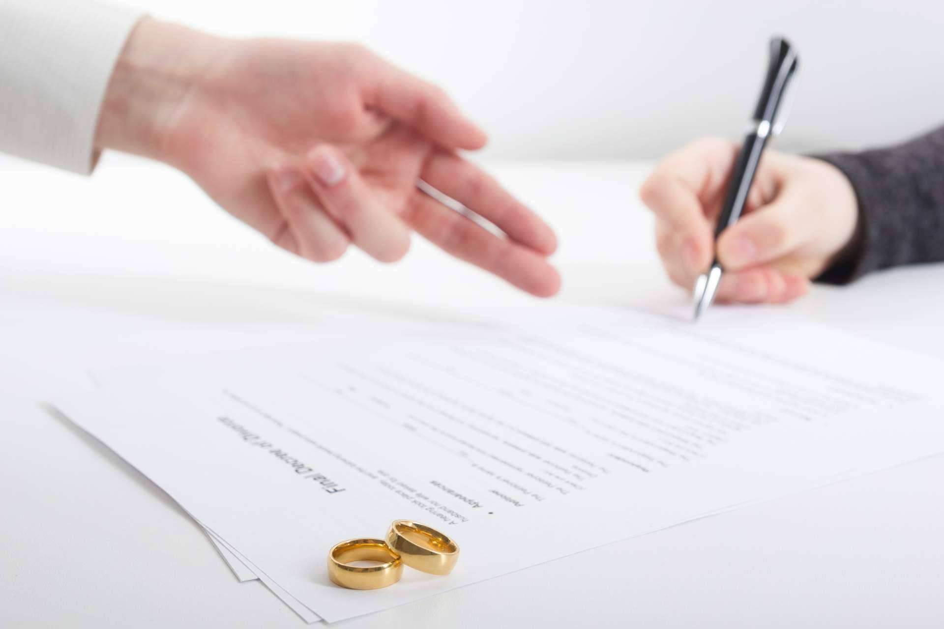 Abogado especialista en divorcios alerta que la pandemia puede disparar el número de divorcios