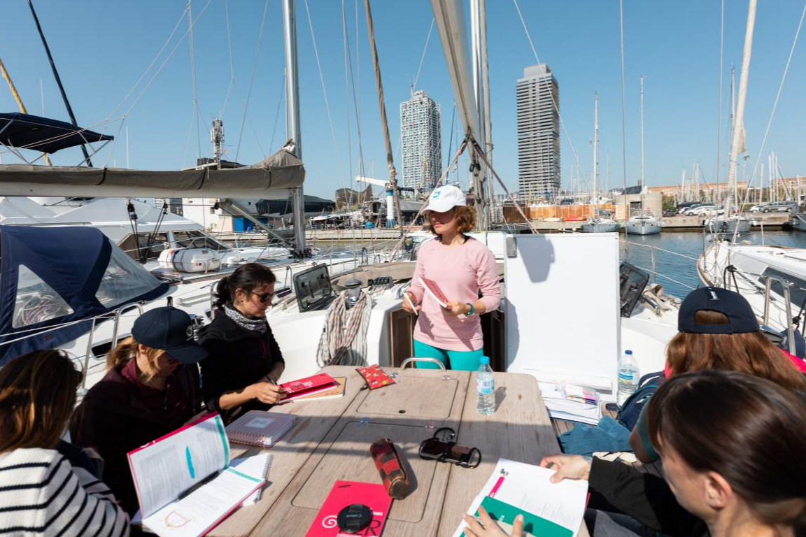 Cómo aprender a navegar a vela: Alamar Sailing