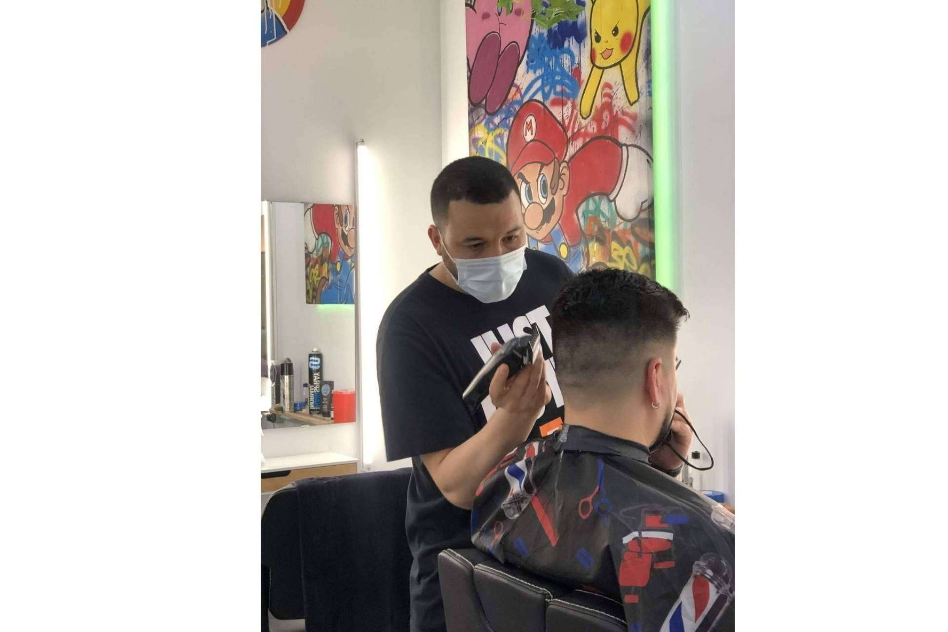 Academia Colors destaca por la calidad de sus cursos FP de peluquería en Barcelona