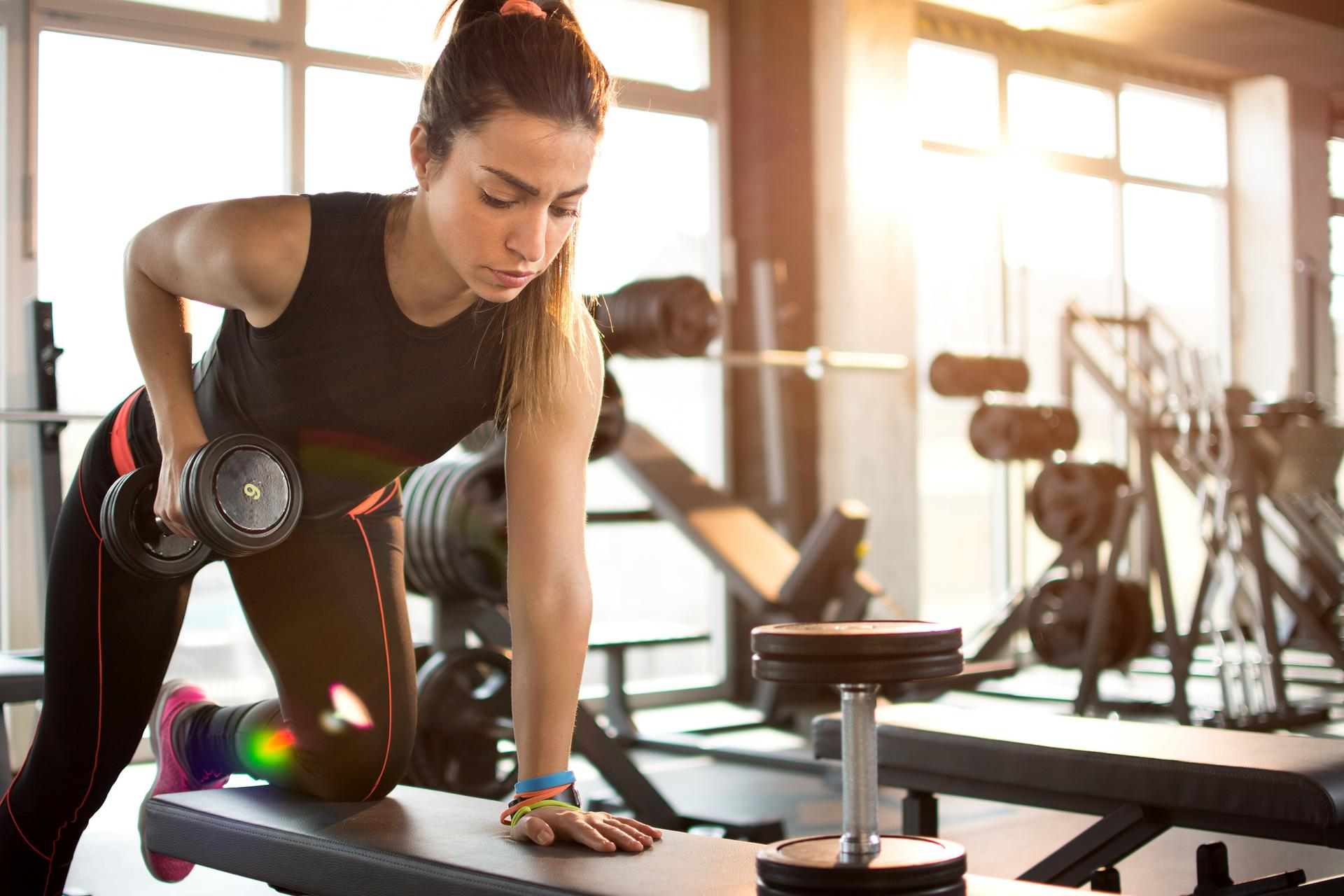 El profesional en PmteamWomanFit indica cómo perder grasa