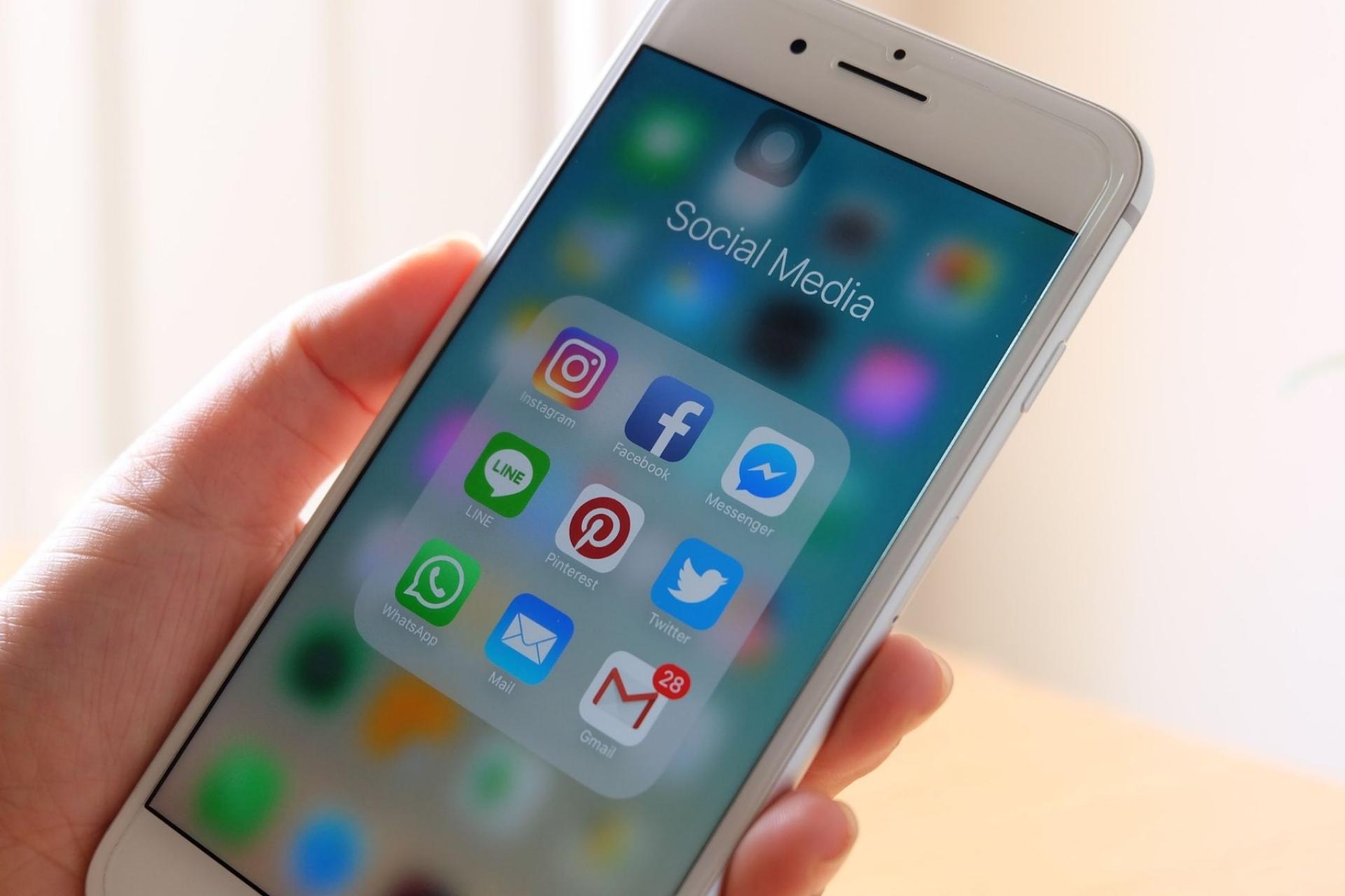 ¿Cuáles son las redes sociales adecuadas para abogados y asesores y cómo vender más con ellas? Por Conchi Sancar, experta en marketing y comunicación