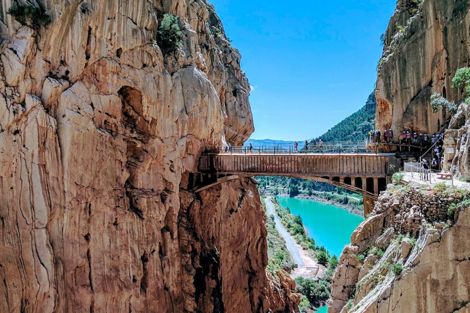 Natuaventura, compañía especializada en organizar viajes fin de curso en España