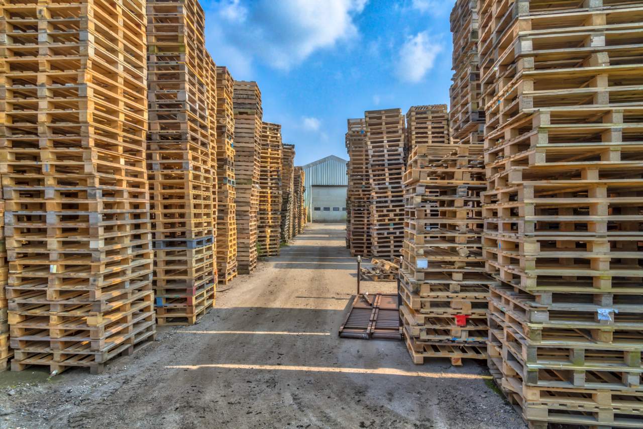 Calidad en palets reciclados de madera desde España para todo el mundo: Europalet