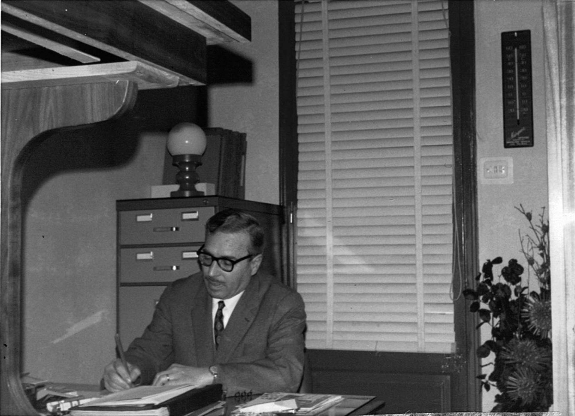 La historia de una vocación. Así es cómo ha crecido una de las tiendas de muebles con más antigüedad en Barcelona: Muebles Industria