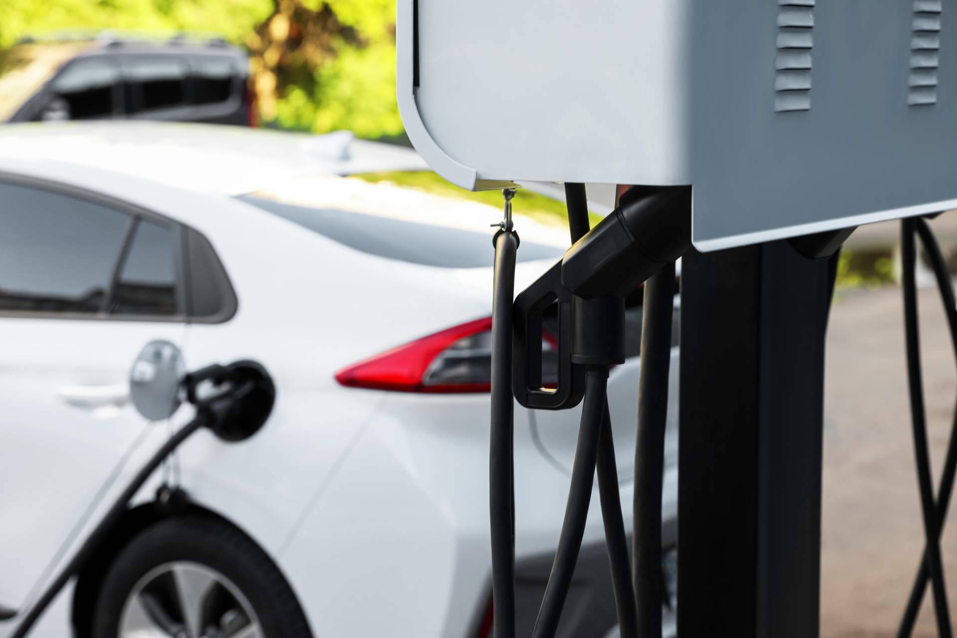 Encontrar un híbrido de ocasión es sencillo gracias a la compañía SF Motor Premium