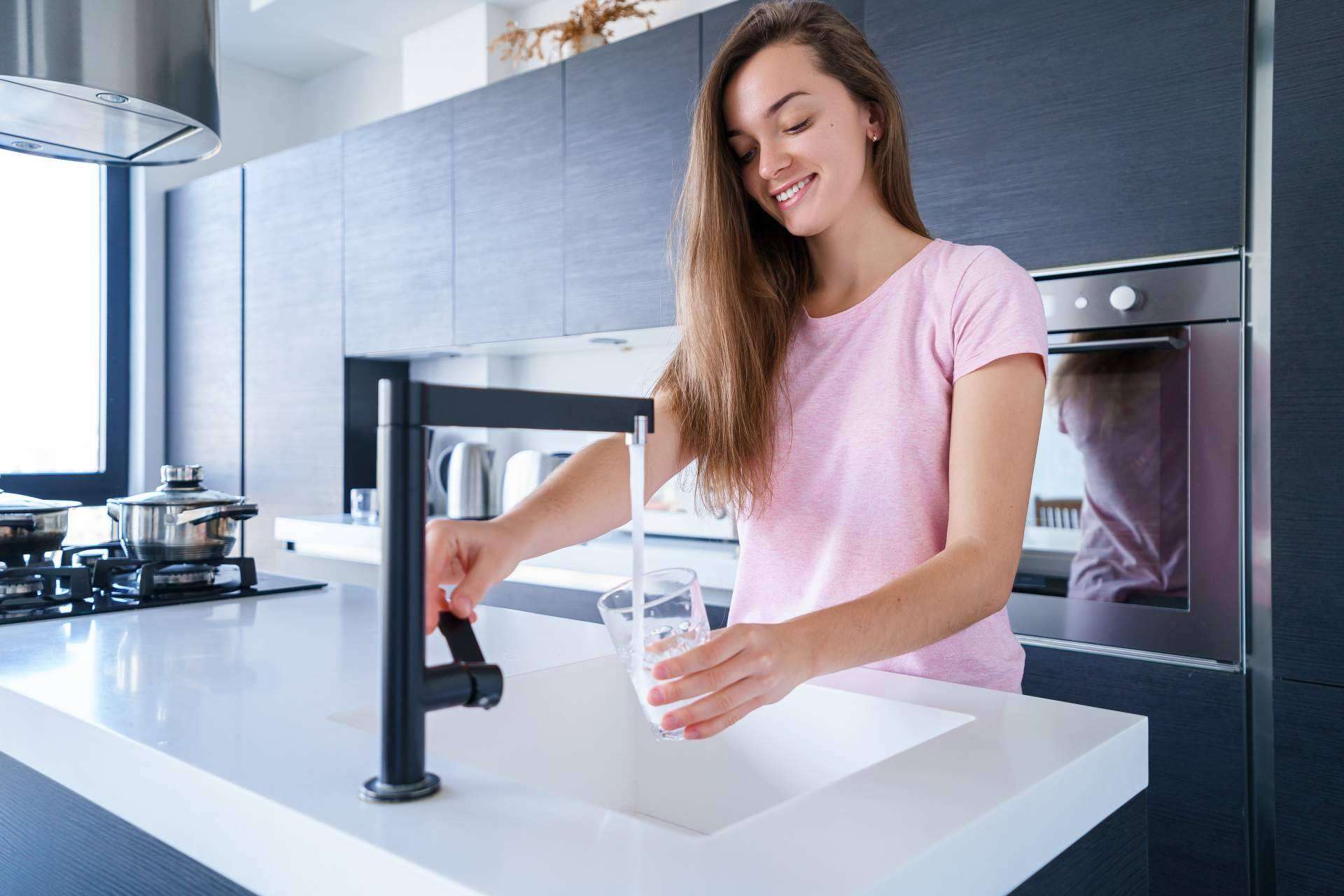 El colaborador de la fundación MÉS X TU, RUFUS Group, presenta las ventajas de la tecnología en filtros de agua