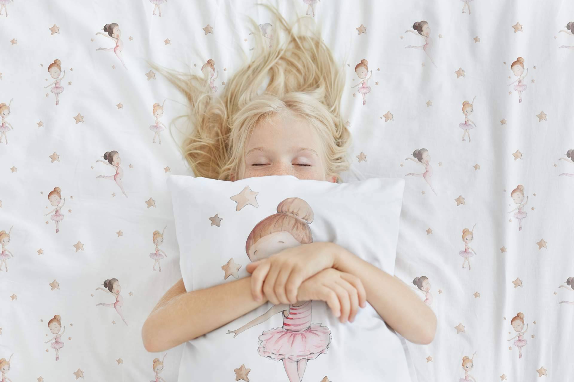 Sueños de Cigüeña cuenta con un amplio catálogo para comprar vinilos infantiles