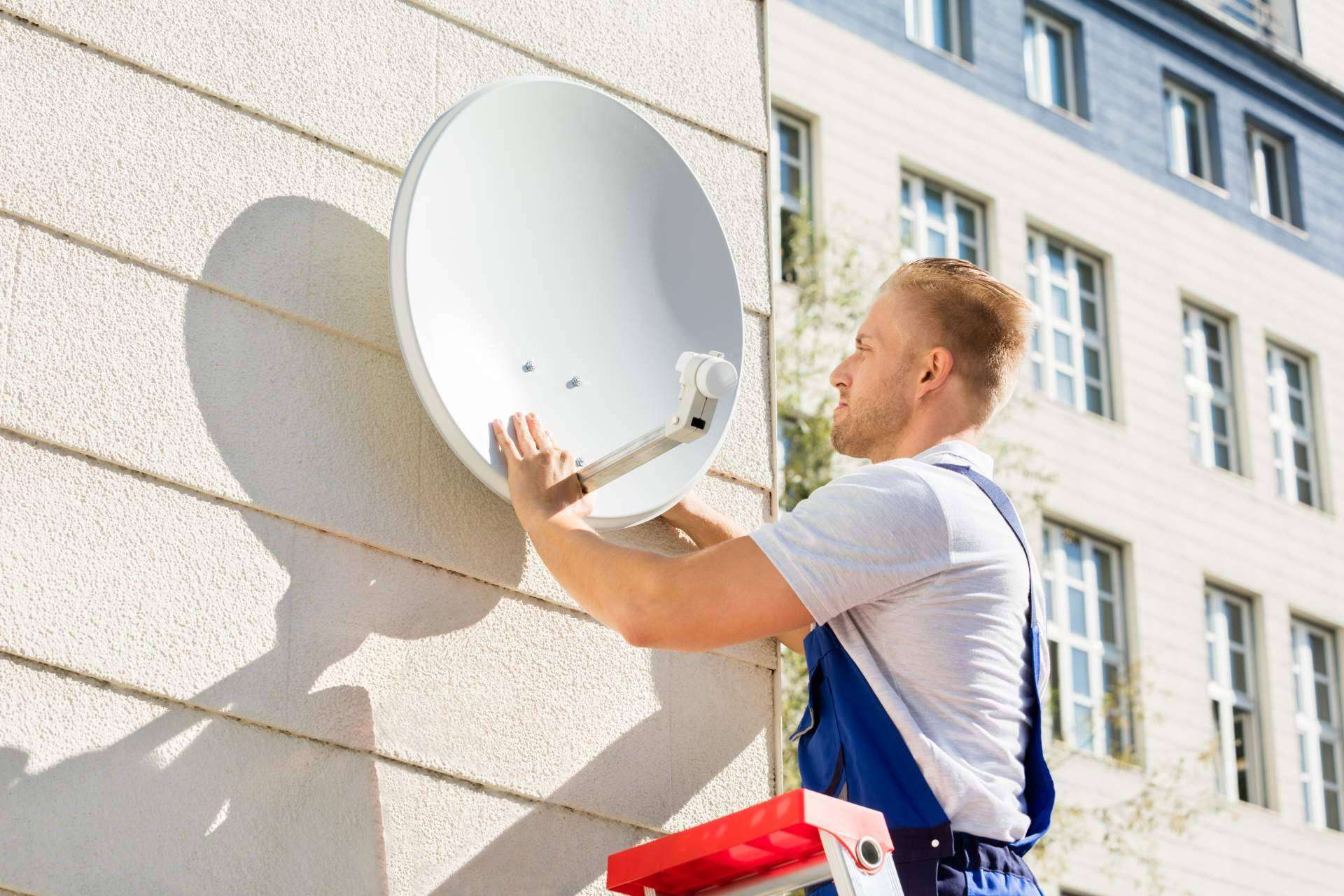 ¿En qué consiste el trabajo de un instalador de antenas?: Antenistas Valencia