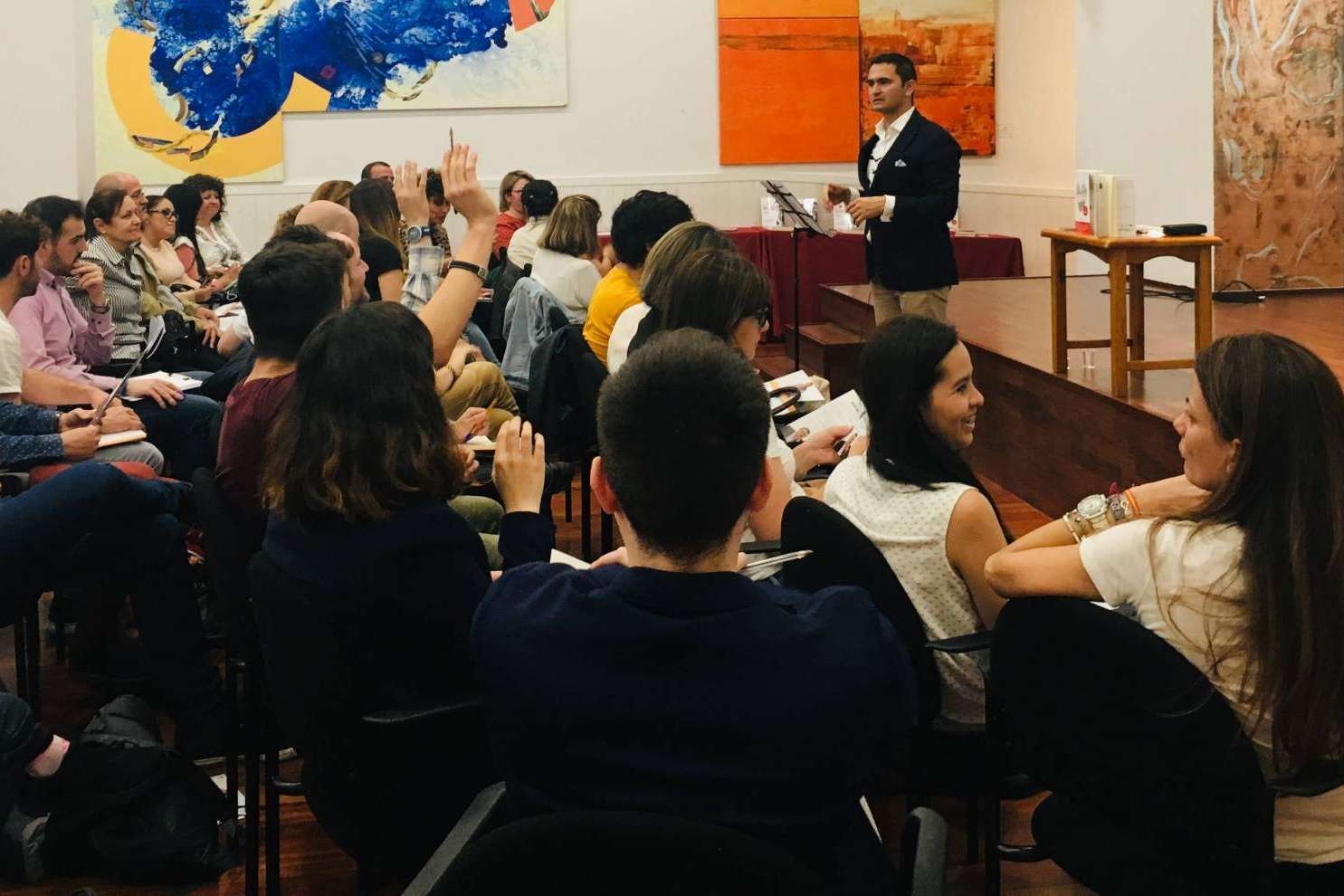 ¿Cuál es la clave del desarrollo personal? Fabián González ayuda a desarrollar habilidades para el emprendimiento