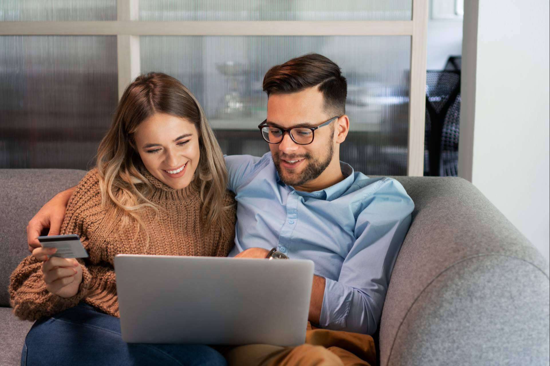 A de Ahorro: un nuevo centro comercial online con infinidad de productos