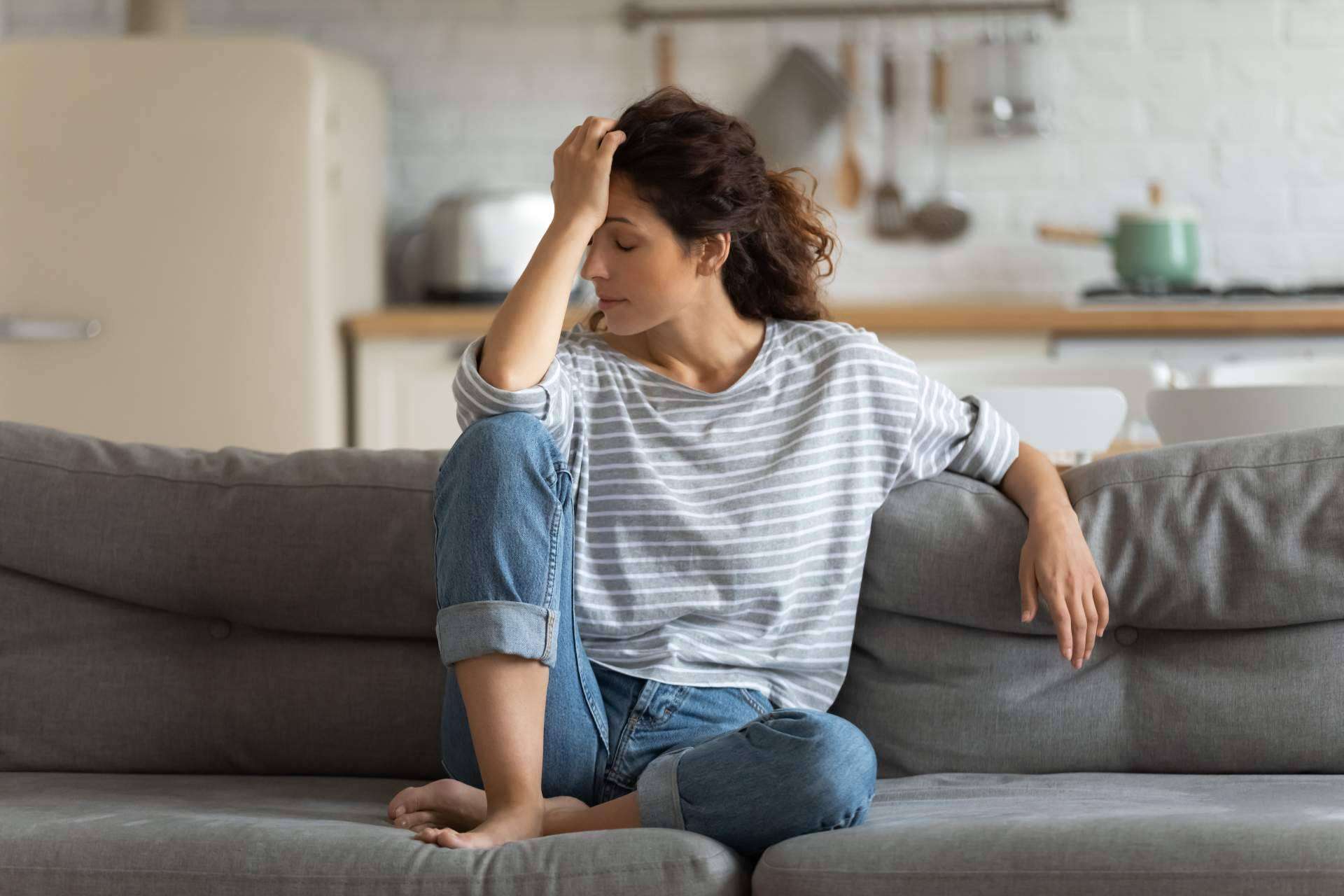 La fisioterapia puede aliviar las migrañas, por Clínica Viasalud