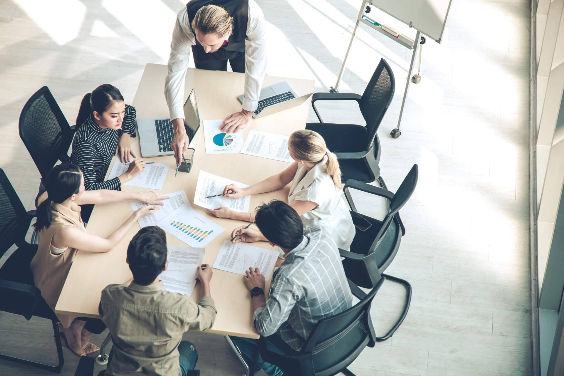 Las prácticas en empresas: una oportunidad para los más jóvenes, por Aicad Business School