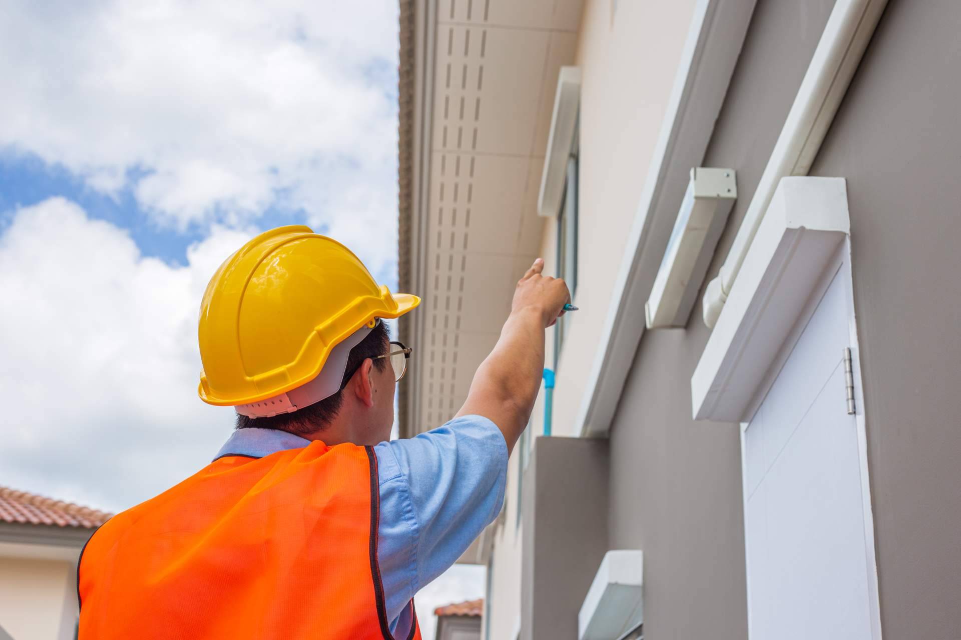¿Qué es la ITE o Inspección Técnica de Edificios? ConsultIn y su equipo de expertos para tramitarla