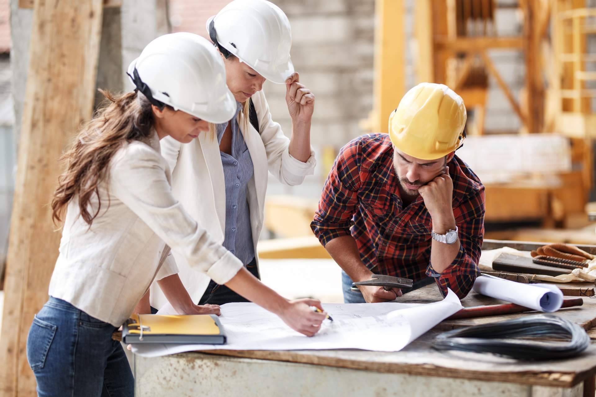 Las ventajas de los servicios especializados de perito arquitecto en Gestland-Grup