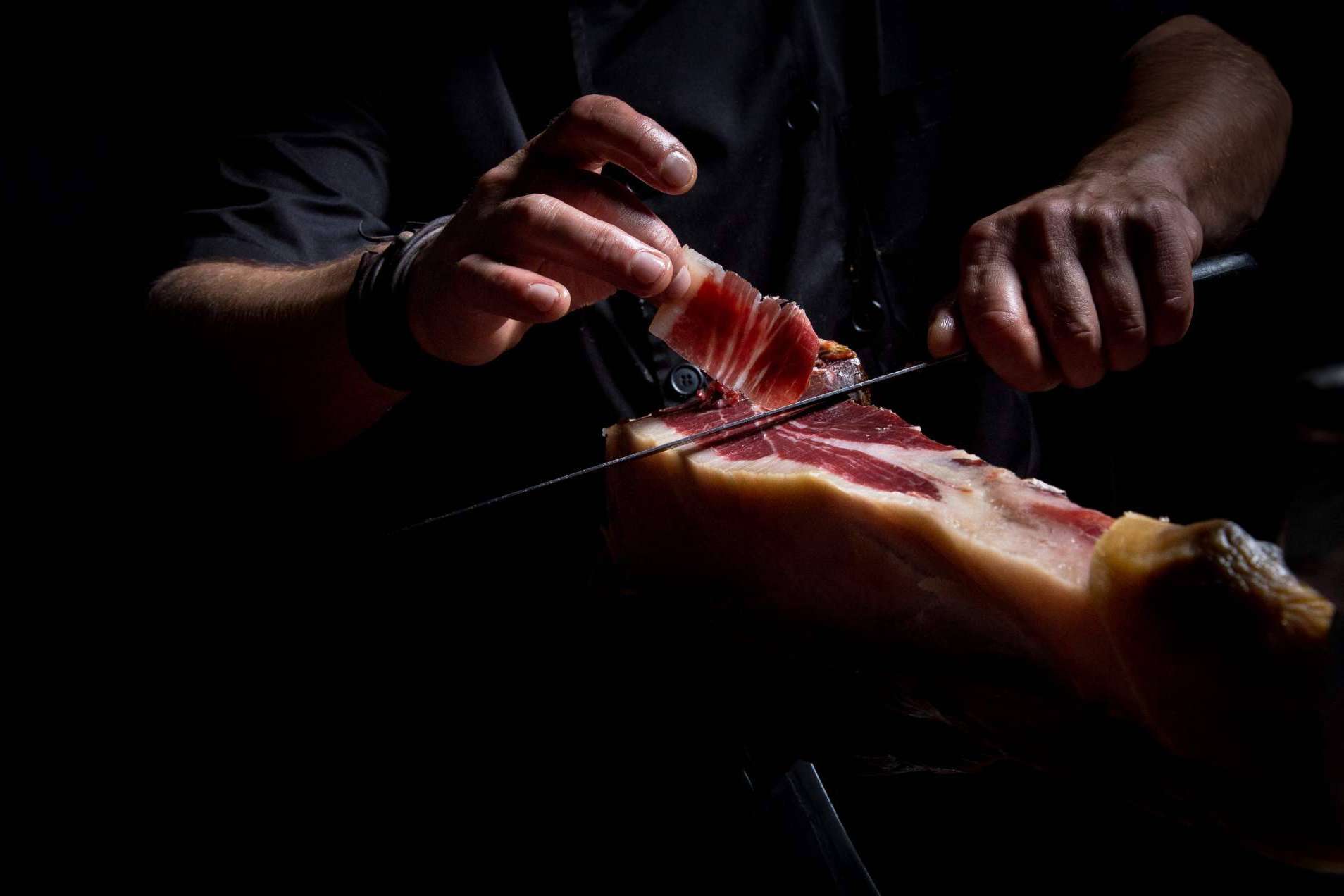 Embutidos Castro: el jamón reserva de bodega es uno de los productos estrella