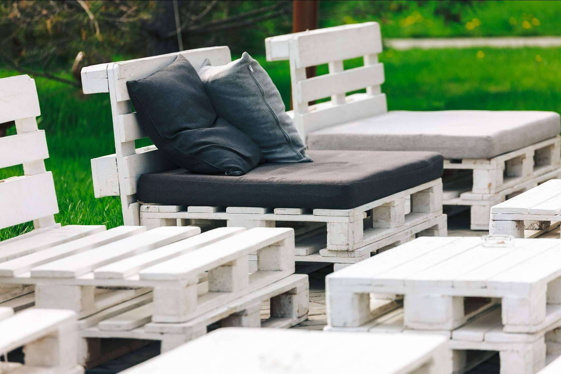Los muebles ideales para cualquier espacio: los sillones con palés de Dydaya Home