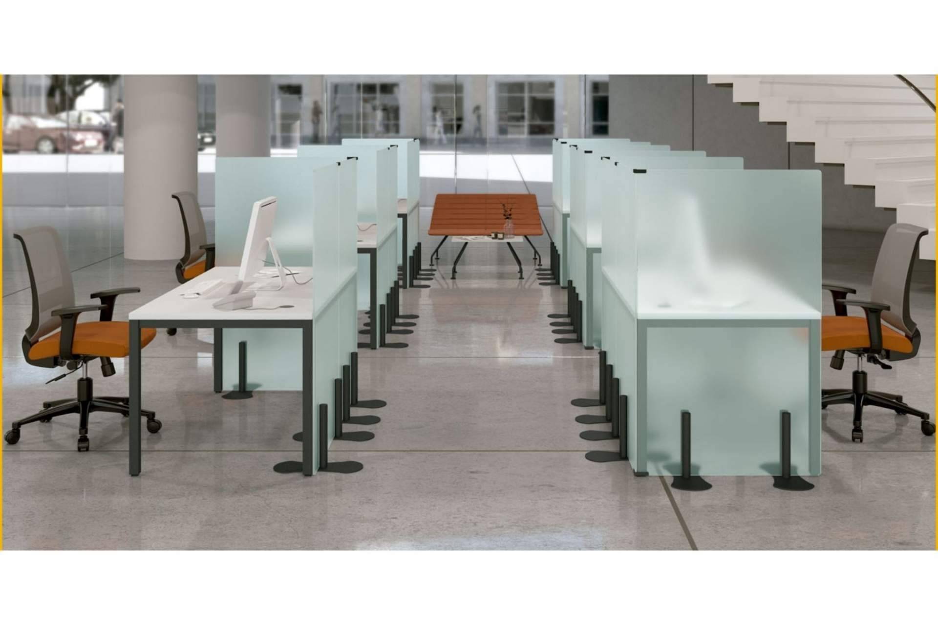 Biombos de cristal para una vuelta a la oficina segura y con estilo: Officedeco