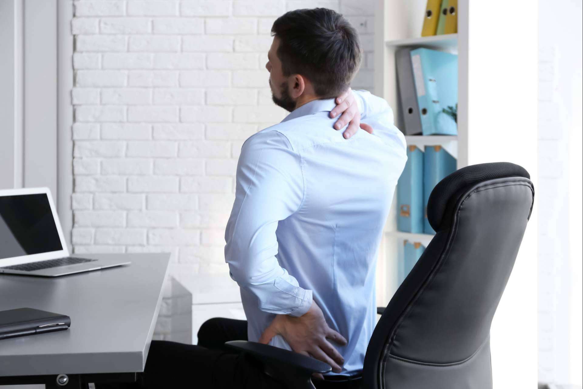 La relación entre la lumbalgia y la vértebra Atlas: Clínica Atlas Vital