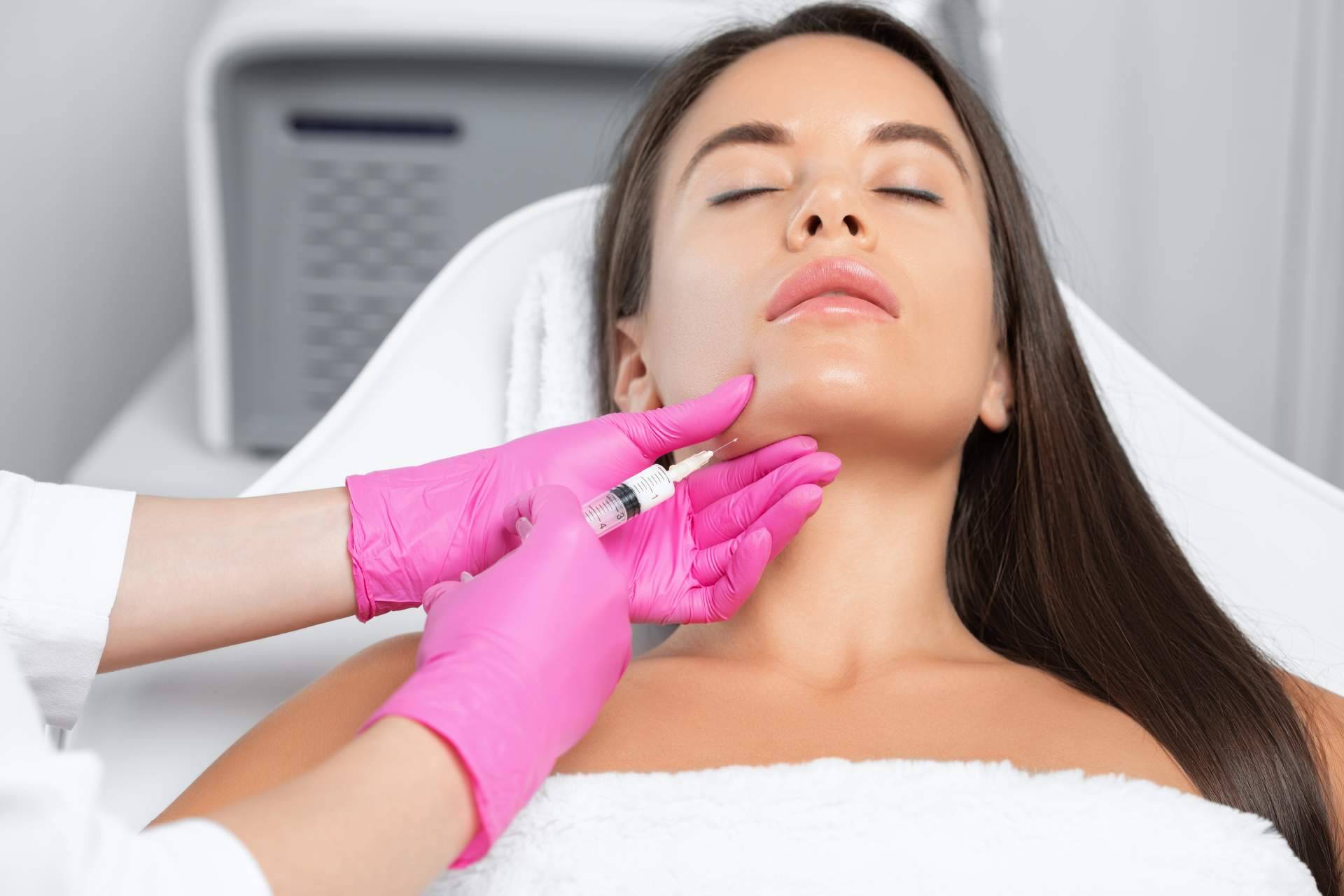 El tratamiento de ABB Medicina Estética para remodelar la papada: Belkyra