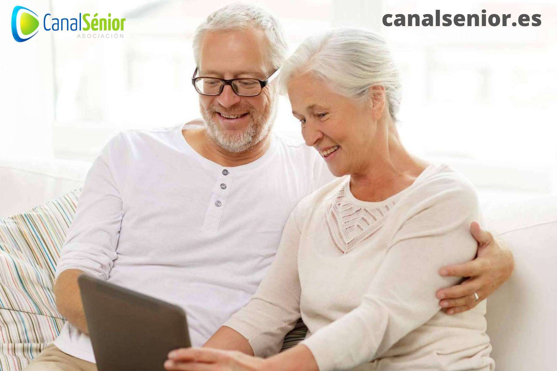 Se buscan jóvenes preocupados por el ocio de sus abuelos para la plataforma gratuita de entretenimiento Canal Sénior