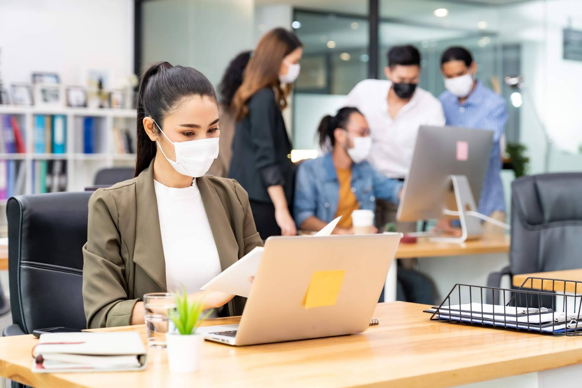 Aicad Business School ofrece 7 consejos para encontrar prácticas no laborales
