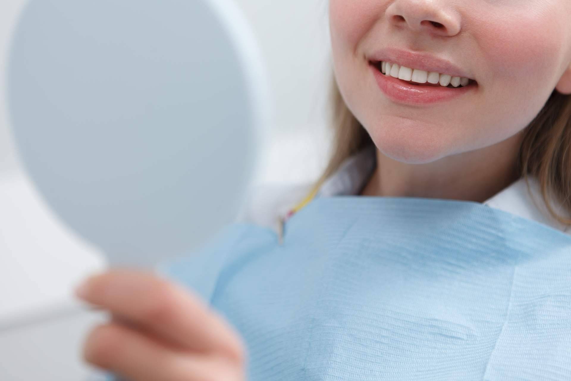 Clínica Sonrisas utiliza la tecnología del Plasma Rico en Factores de Crecimiento para lograr una recuperación rápida y ortodoncia efectiva