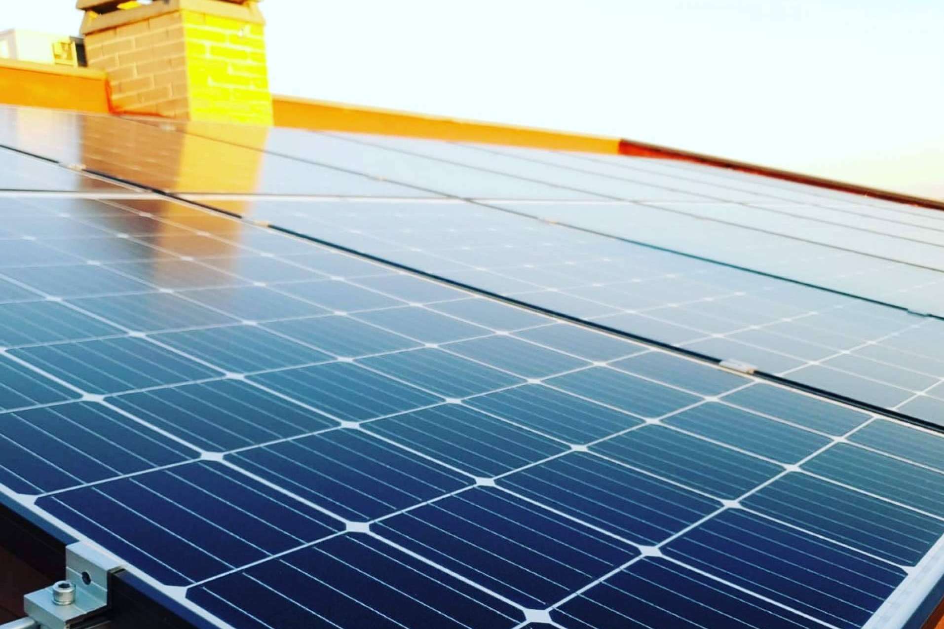 ¿Cuáles son los beneficios del autoconsumo fotovoltaico? Jarama Solar