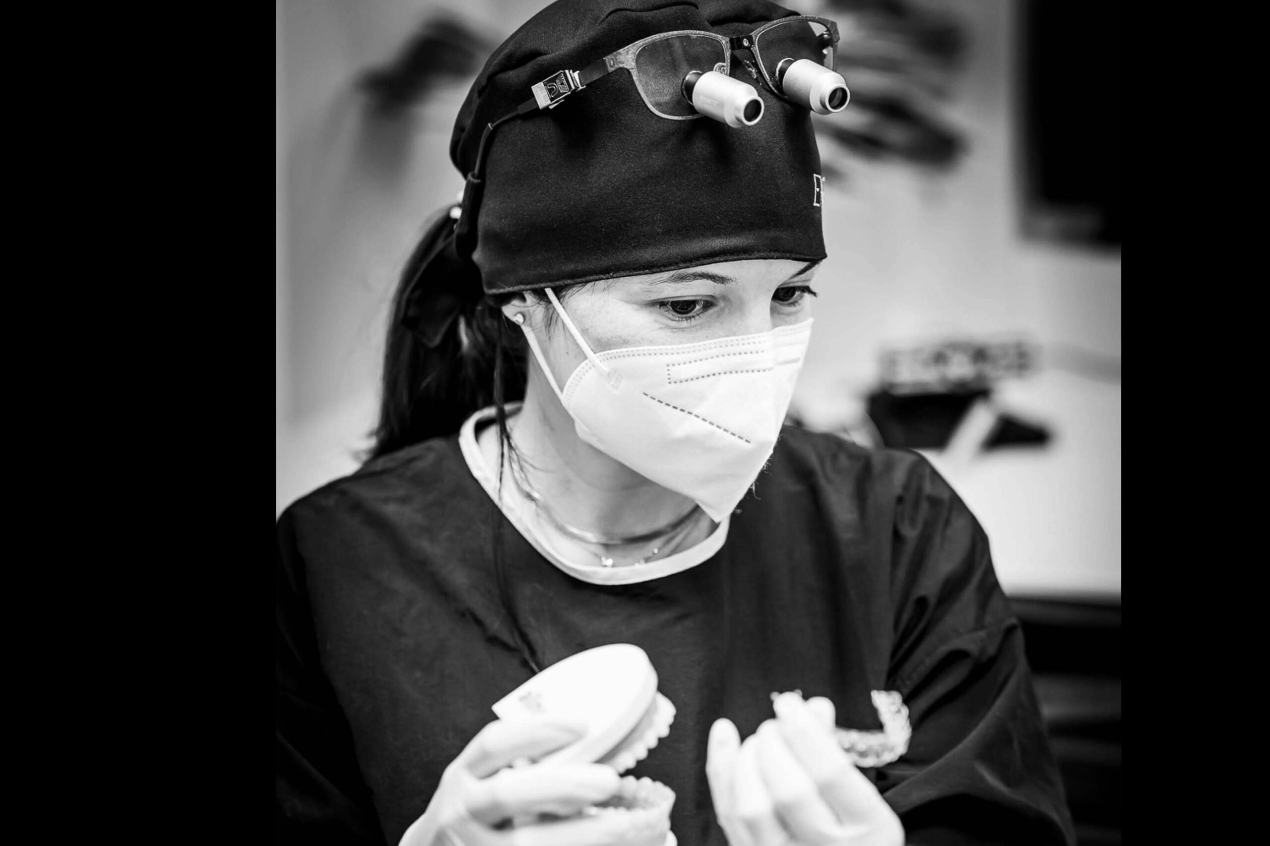 El tratamiento de ortodoncia invisible de Clínica Eniq en Madrid se convierte en la mejor alternativa a los brackets tradicionales