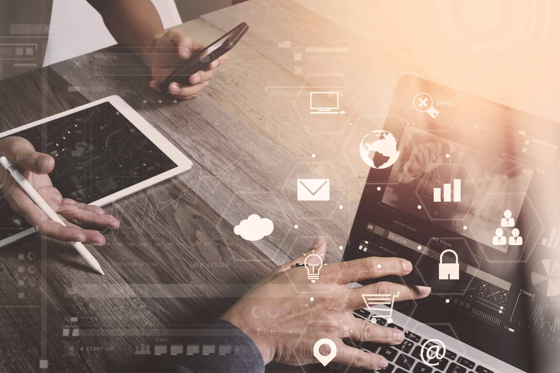 Los nuevos servicios de marketing digital de la joven empresa MarketBoom en Sabadell