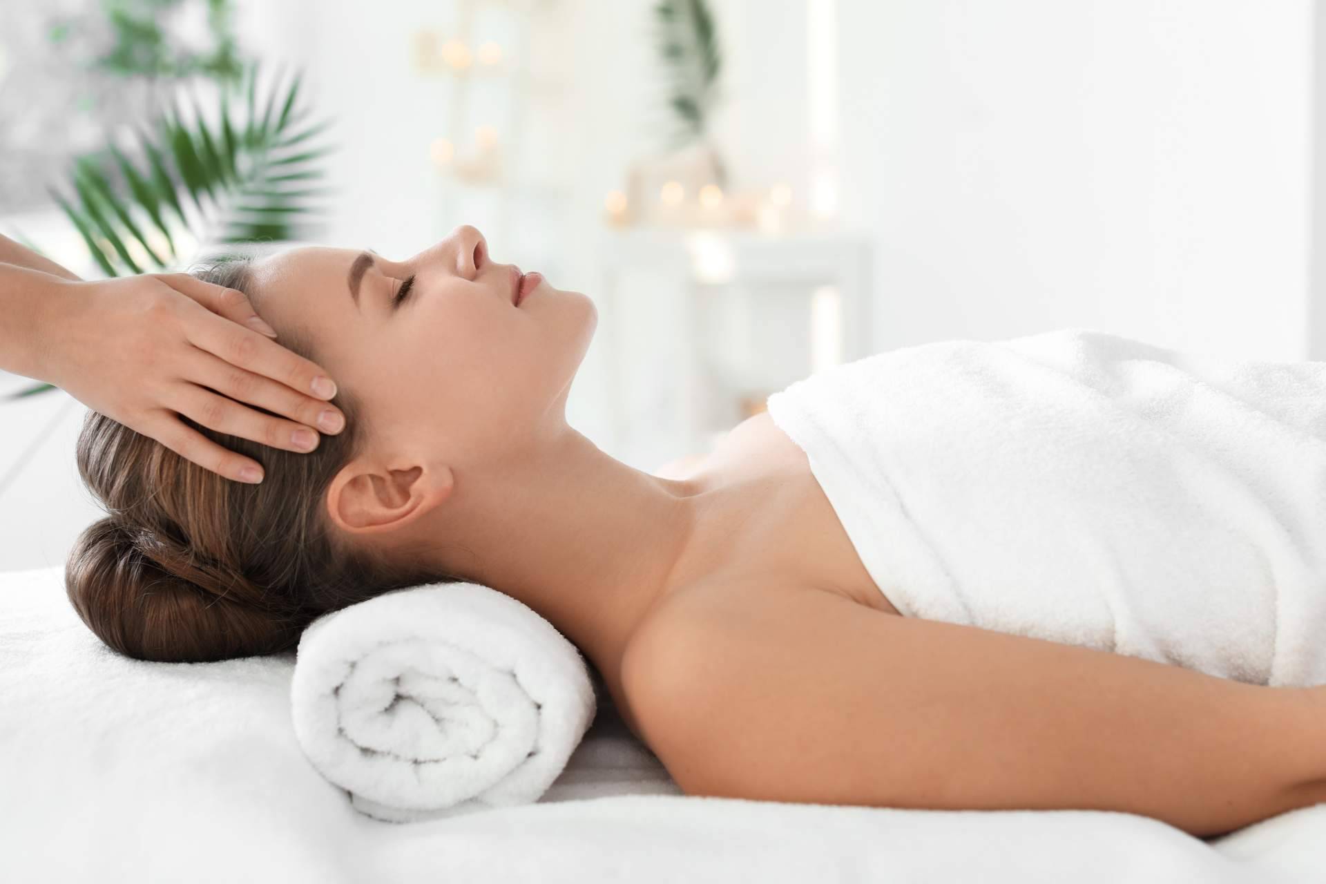 Ayurveda Medicina Natural, la importancia del masaje abhyanga en otoño