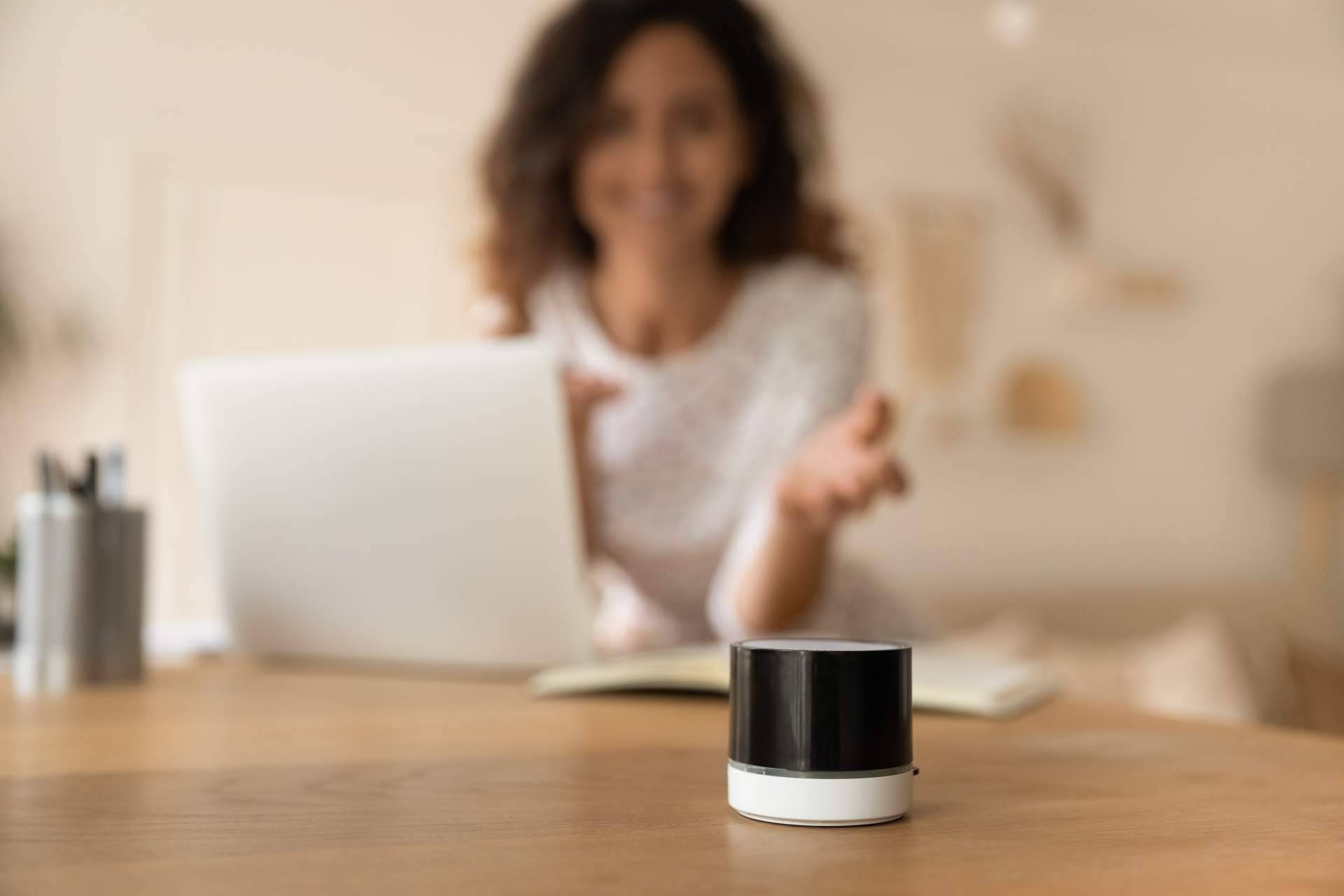Escoger en Traductor.one un traductor de voz inteligente garantiza beneficios