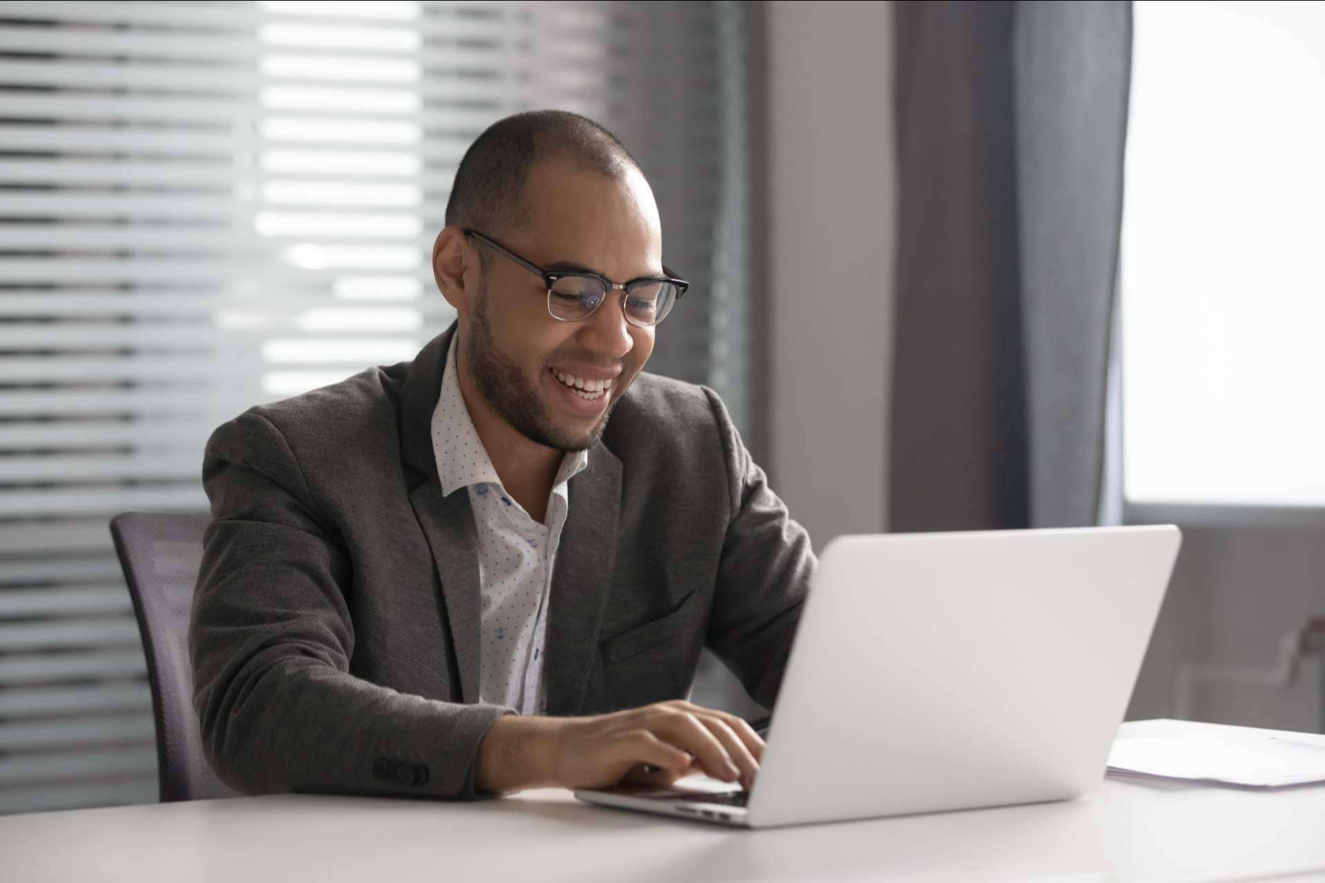 ¿Cuáles son los beneficios de contar con un CRM inmobiliario? por OpenBroker