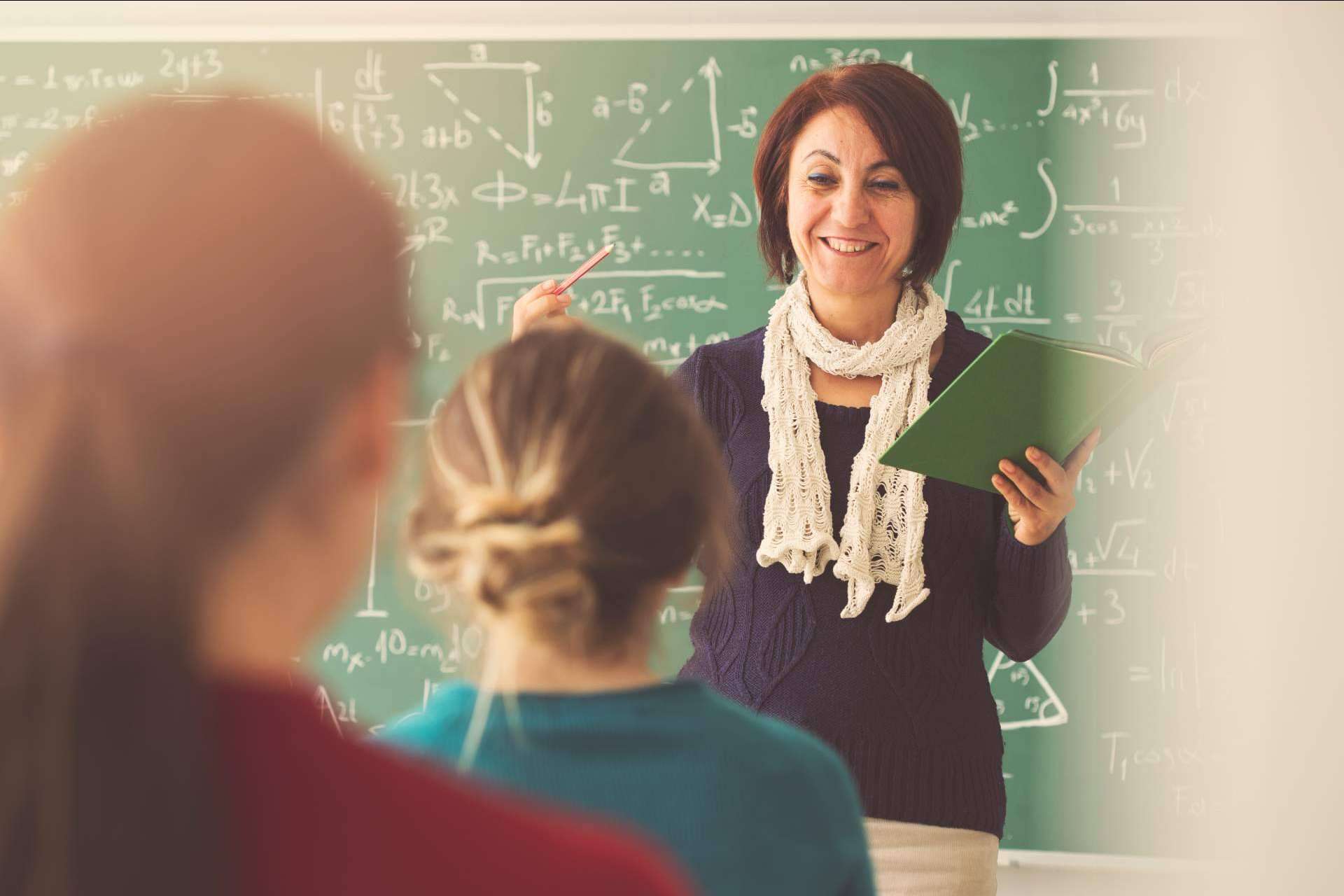 AFOE, cursos homologados para el profesorado activo y para opositores a profesorado