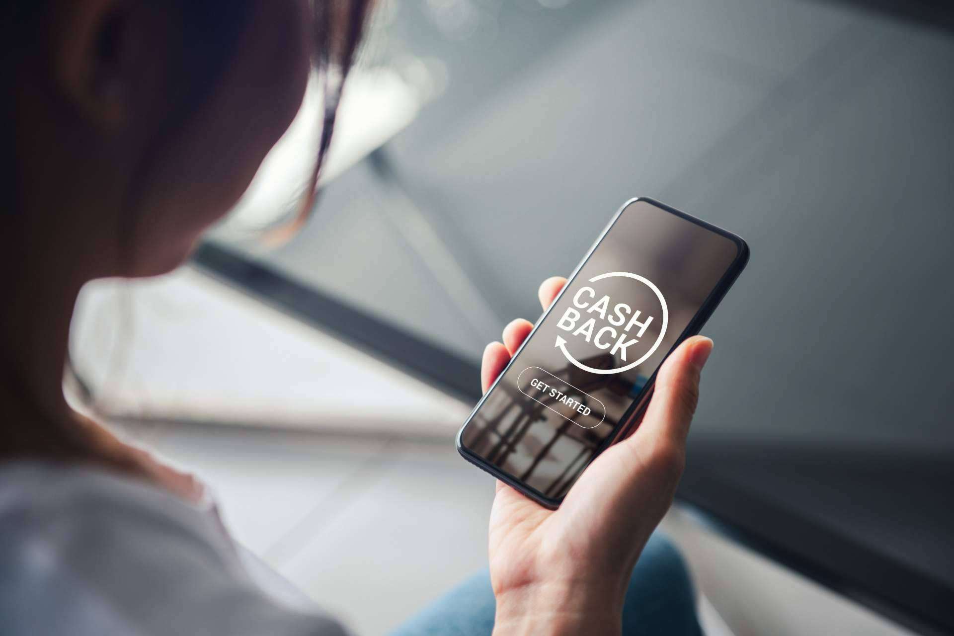 Los afectados por el cashback revolucionan el mercado, Lyconet
