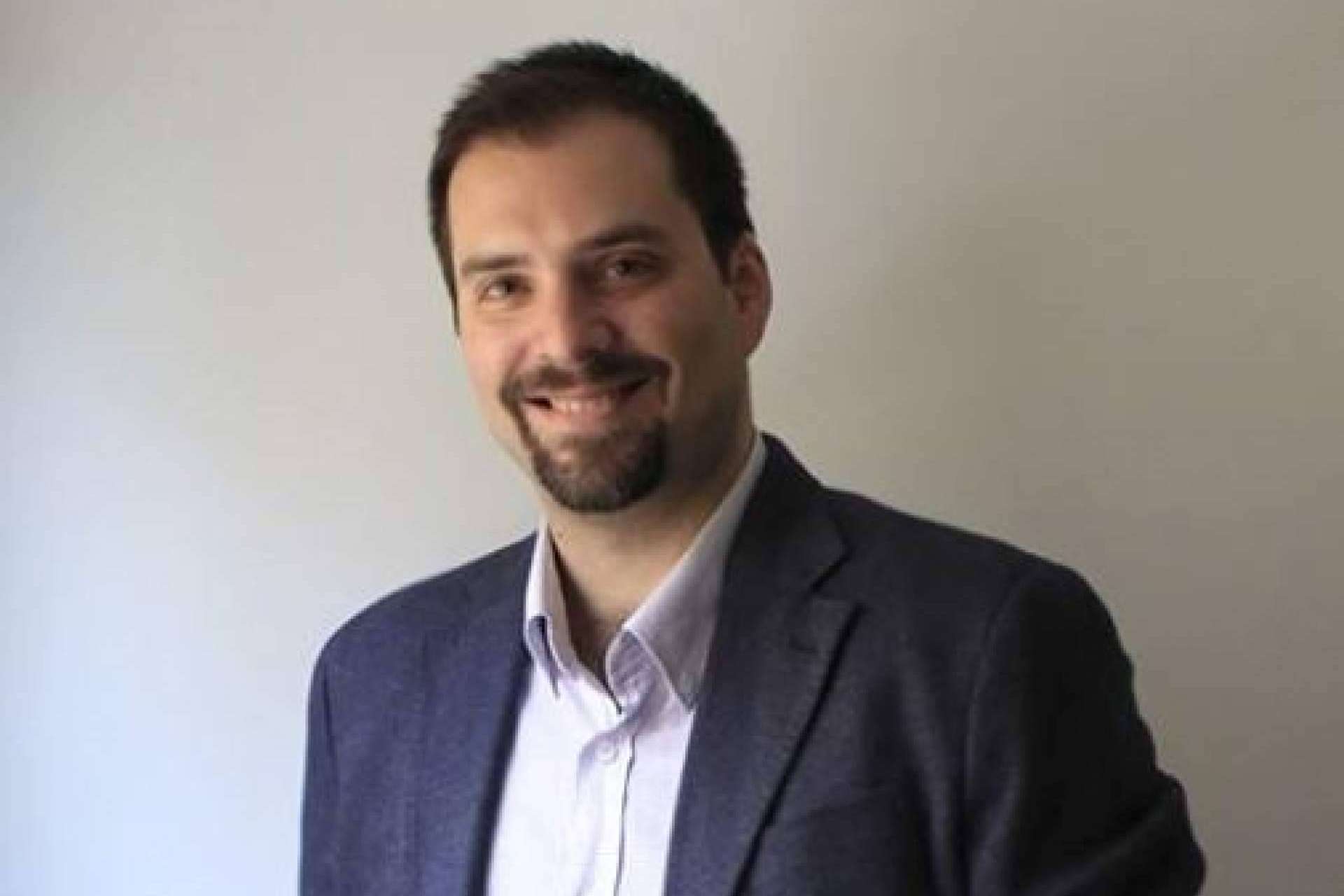 ¿Cómo impulsar el crecimiento de una empresa en internet? Los infoproductos y la asesoría del experto en marketing digital Francisco Rubio