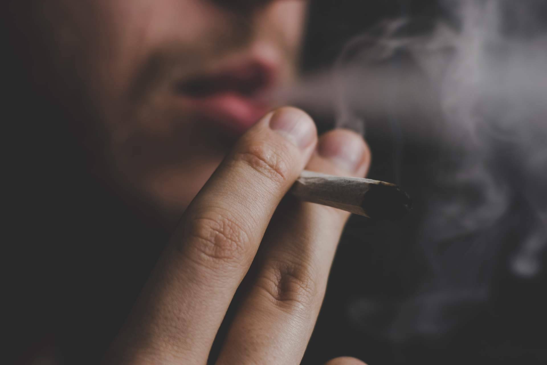 Luis Miguel Real realiza terapia para dejar la marihuana