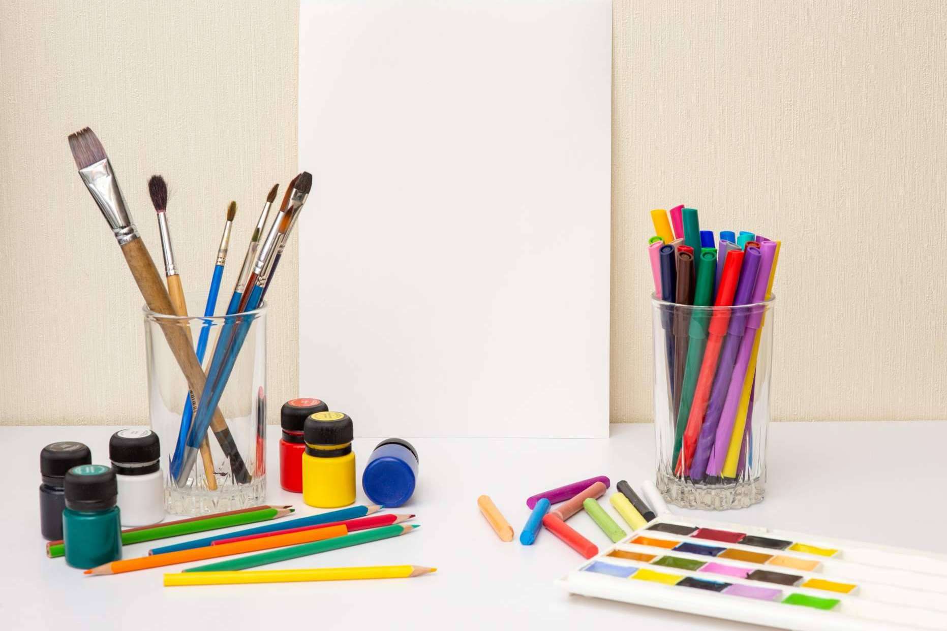 Comprar todos los productos de papelería en un único lugar es una de las múltiples ventajas de Material Escolar