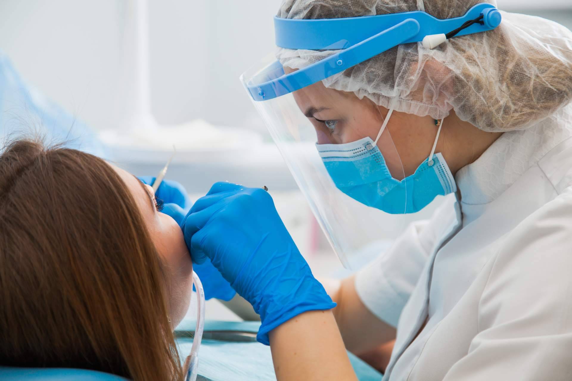 Artydents clínicas dentales cuenta con aparatología de última tecnología para garantizar resultados exitosos a sus clientes