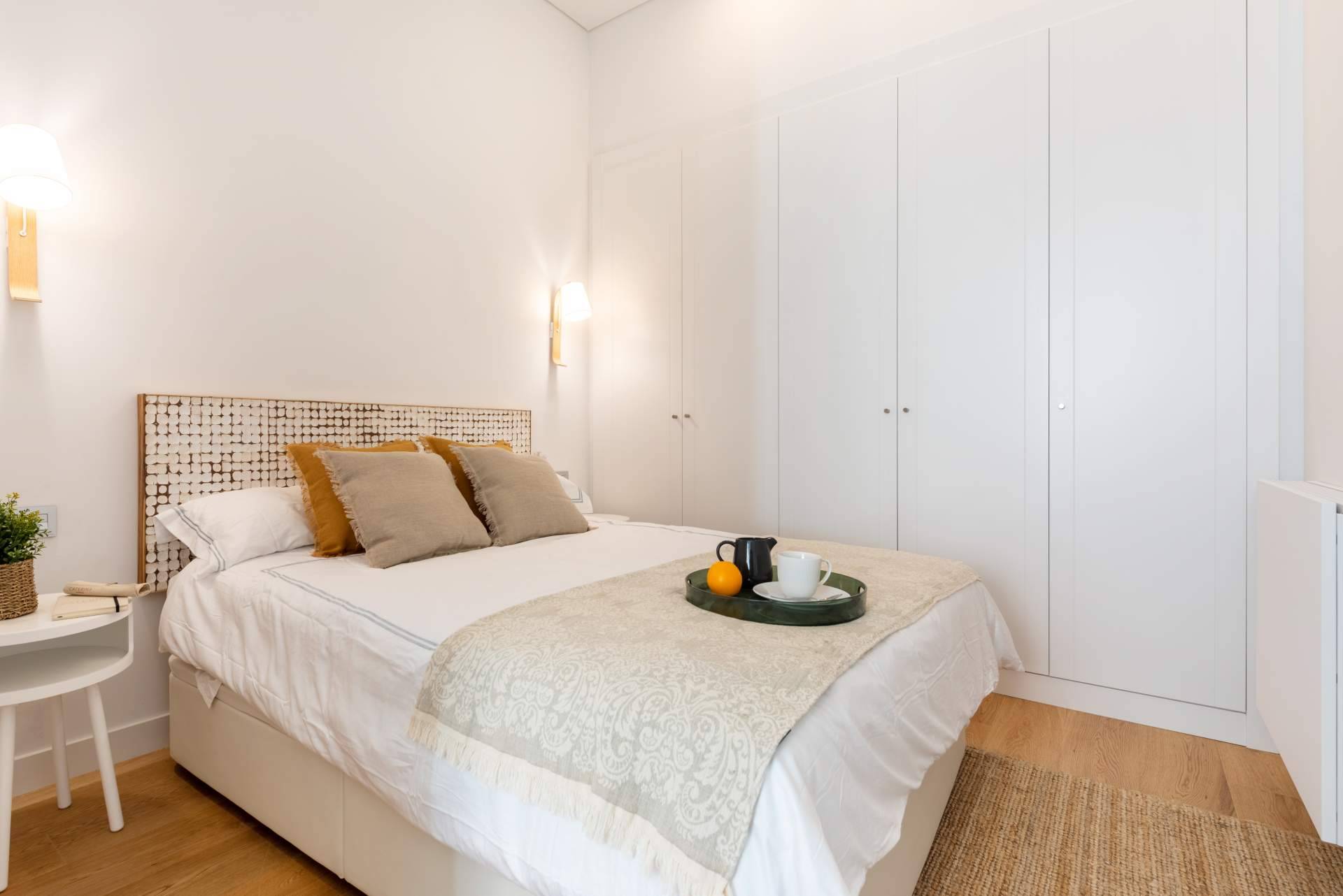 ¿Por qué es mejor alojarse en un apartamento que en un hotel?, por Caterina Property Management