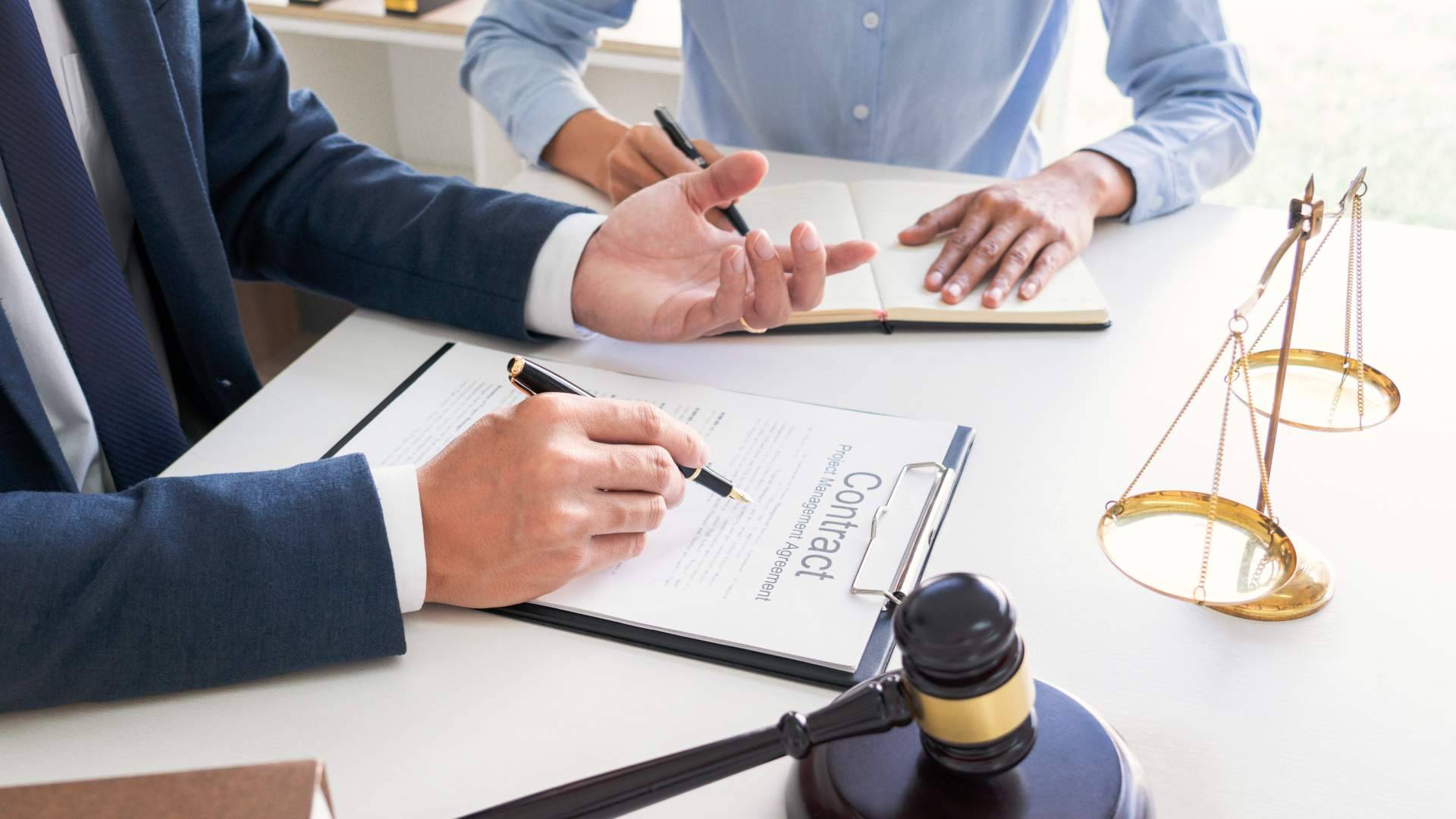 CE Consulting Las Palmas de Gran Canaria ofrece servicios de asesoría jurídica, tributaria y contable en Canarias