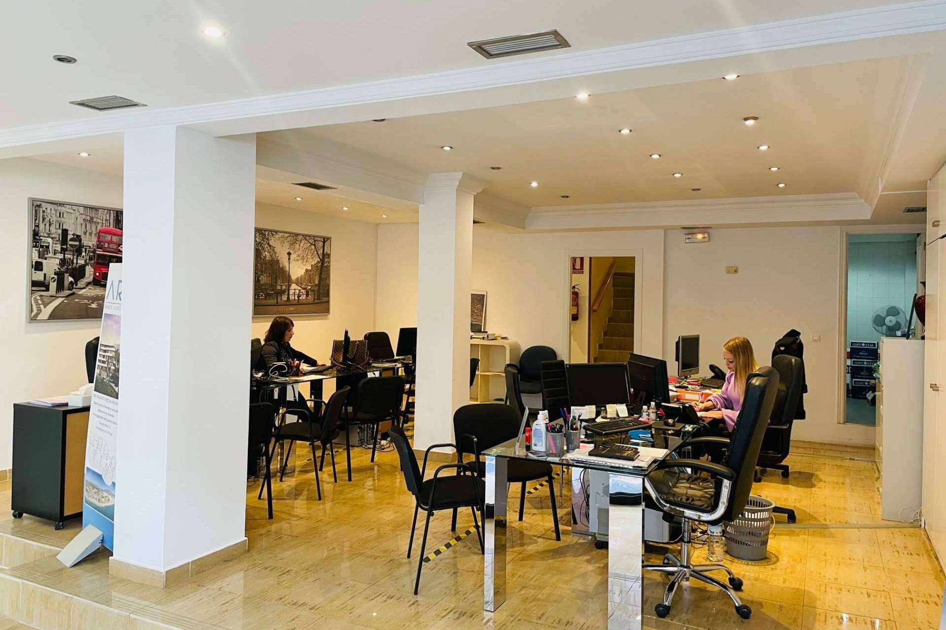 LV Architecture Real Estate dispone de villas de lujo en venta en la Costa del Sol