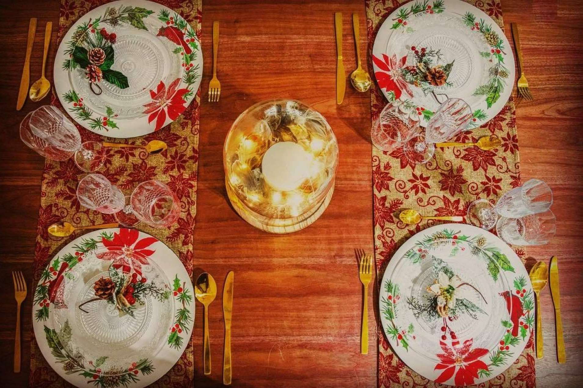 ¿De qué manera decorar la mesa en Navidad?, las ideas de Rosso Decora