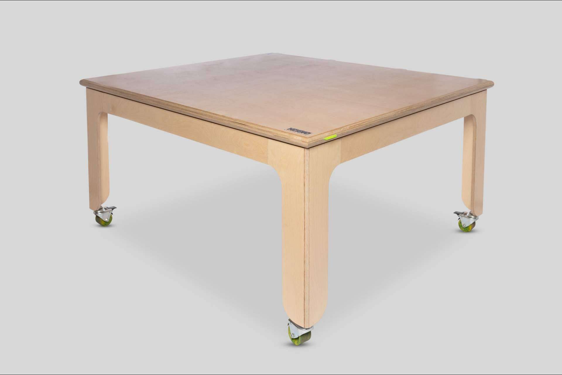 KEIGIO® PONG, la nueva mesa de Ping Pong plegable con actitud de 'Skater '
